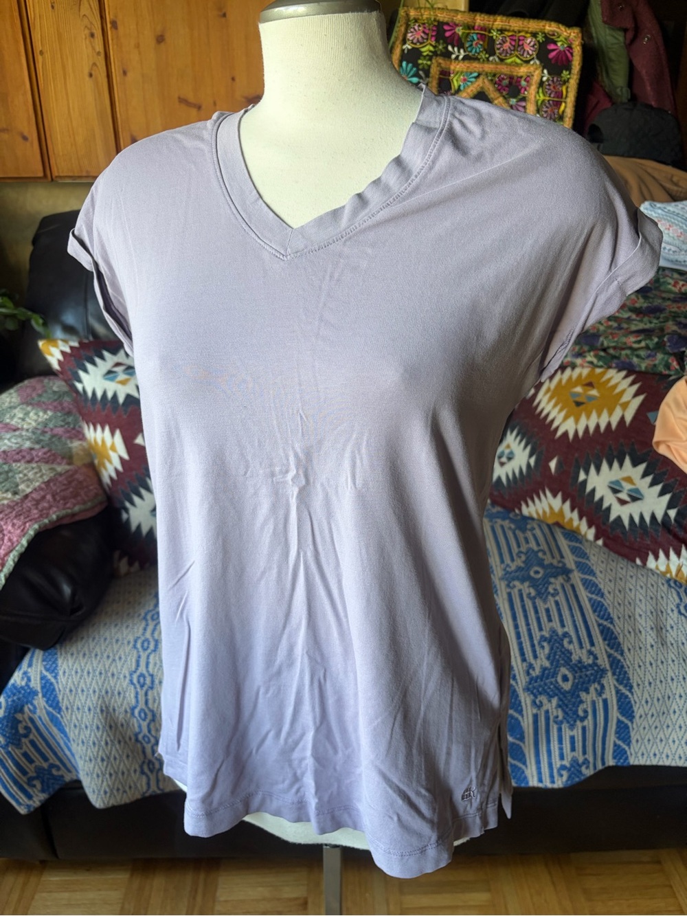 Banana Republic Cap Sleeve V-neck Cotton Tee Women - Minimalist Luxury Touch